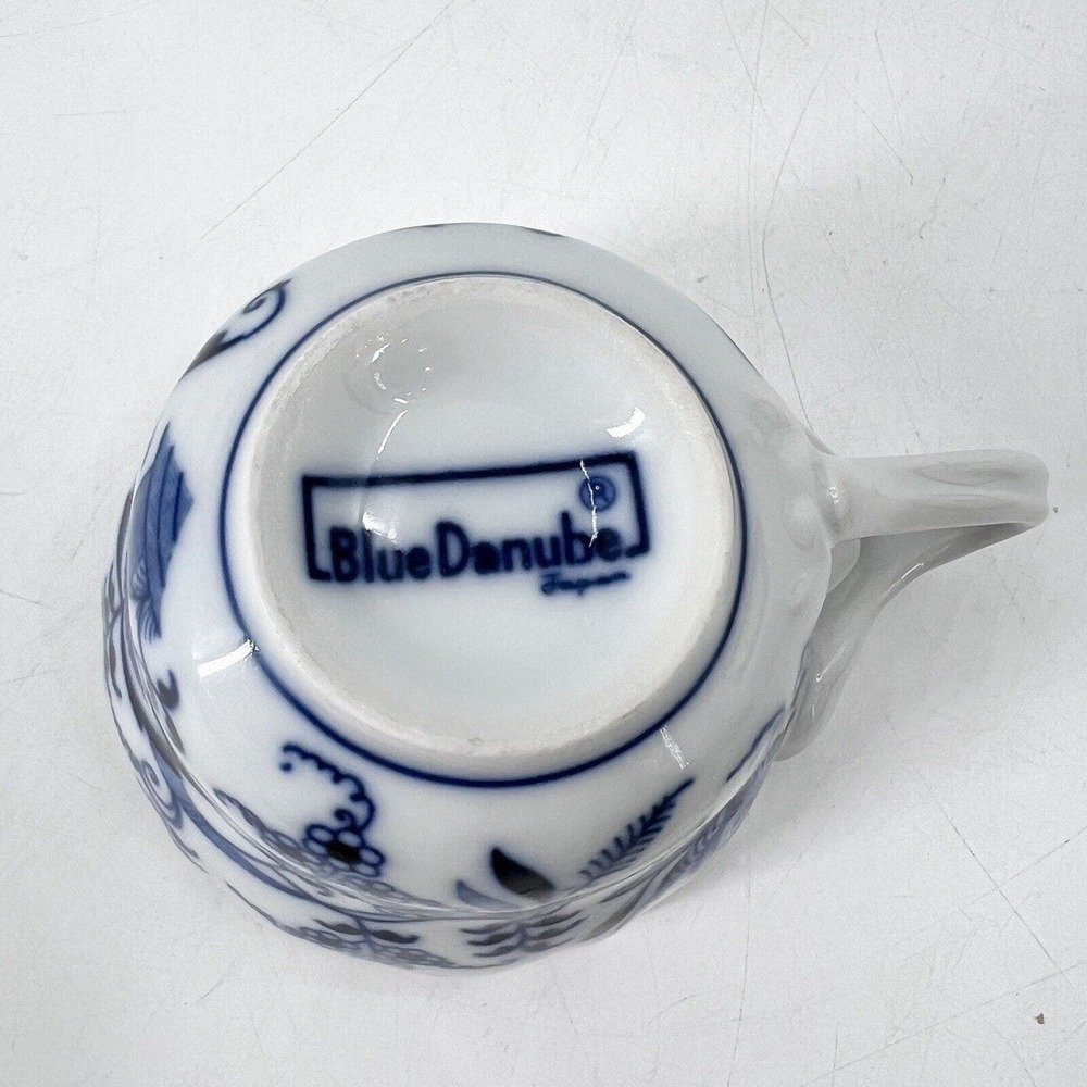 Vintage Blue Danube Blue Onion Porcelain Tea Cup Japan Rectangle Stamp - Picture 4 of 4